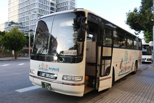 沖縄に結婚式に来たのなら、らくらく観光バスツアー♪