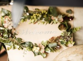 沖縄で結婚式をやるときの招待状は？リゾートウェディングらしさが出る招待状をDIYしよう！！