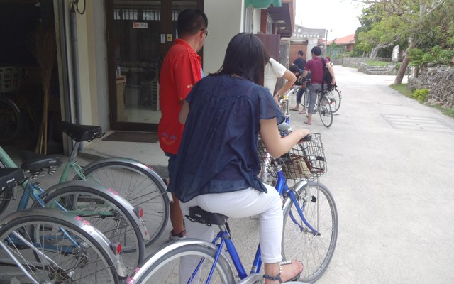 竹富島：レンタルサイクル（自転車）で島内１周