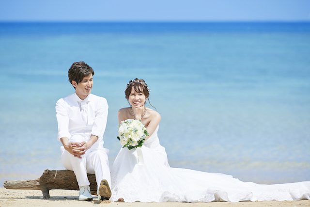 新婚旅行は沖縄へ♡格別なロケーションでハネムーンフォトを撮ろう！おすすめプランをご紹介！