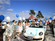 【沖縄ウェディング情報】沖縄には、ビーチパレードのスペシャルセレモニーがあるって知ってた？