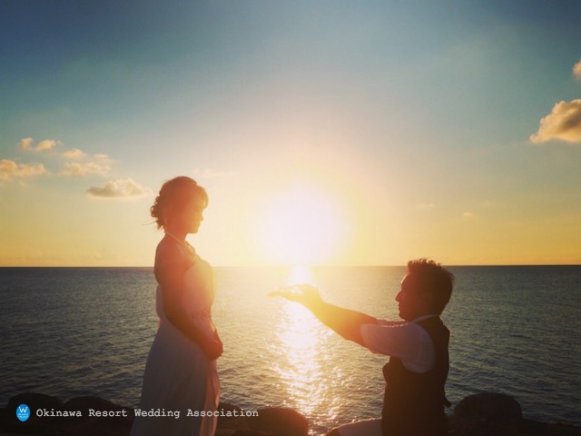 沖縄の海が見えるチャペルで最高のプロポーズを