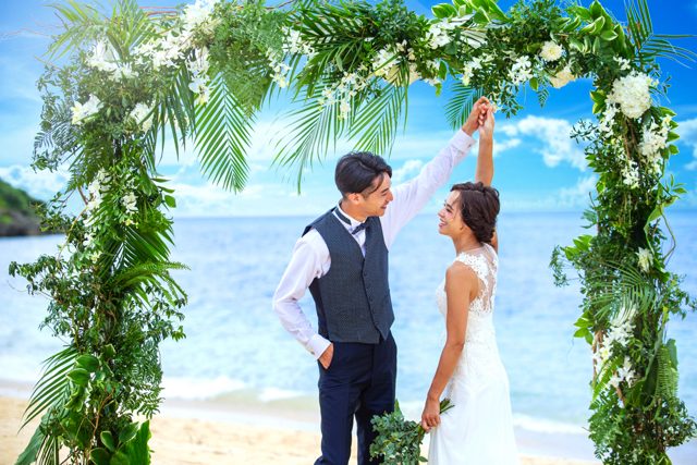 二人きりの結婚式！おふたり婚しませんか？＜予約も可能な挙式プラン＞｜ainowa沖縄リゾートウェディング