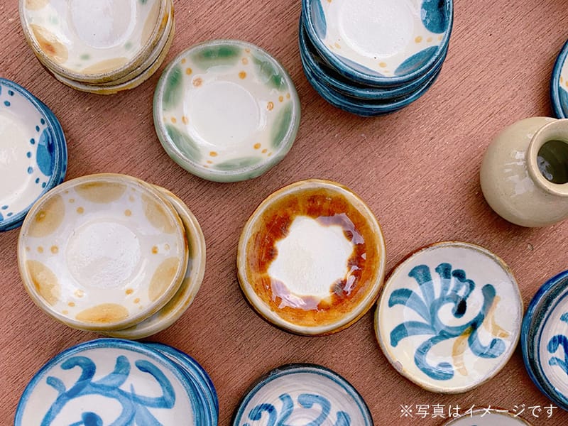 縁起物・サンゴのやちむんカップが人気＊島陶芸工房「datta」｜ainowa